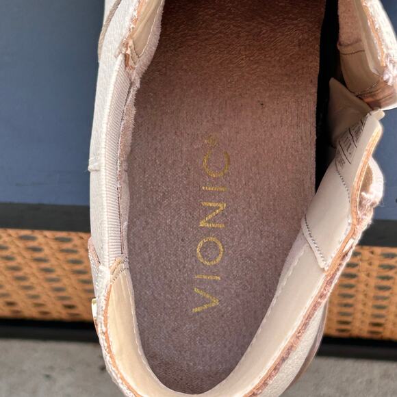 Vionic Finn Ankle Boots Beige Leather Women’s 7.5W Wide Orthotic Comfort EU 38 - Picture 9 of 16